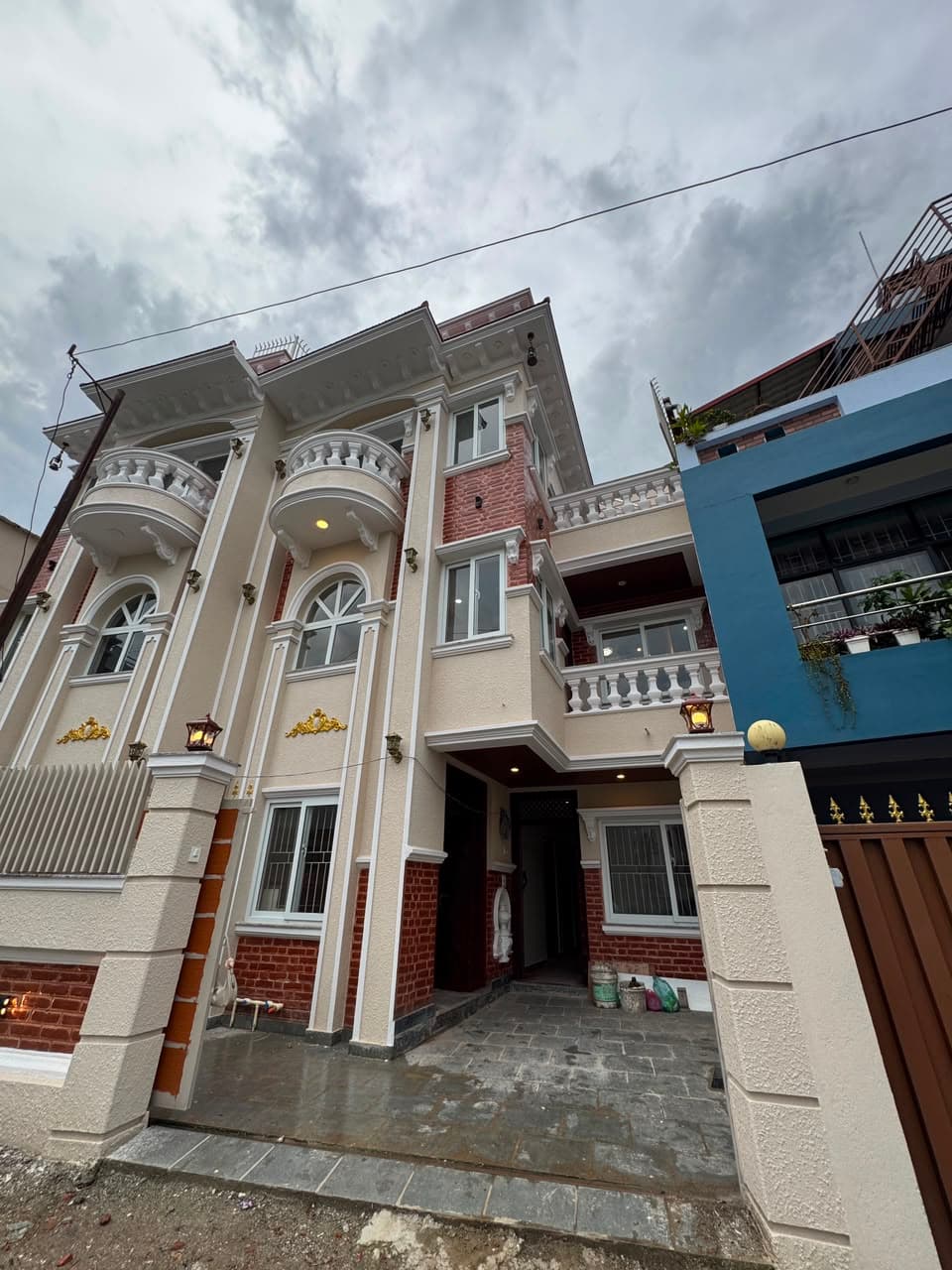 Ready-To-Move Furnished 4BHK Semi-Bungalow House for Sale – Baluwakhani, Kapan view 1